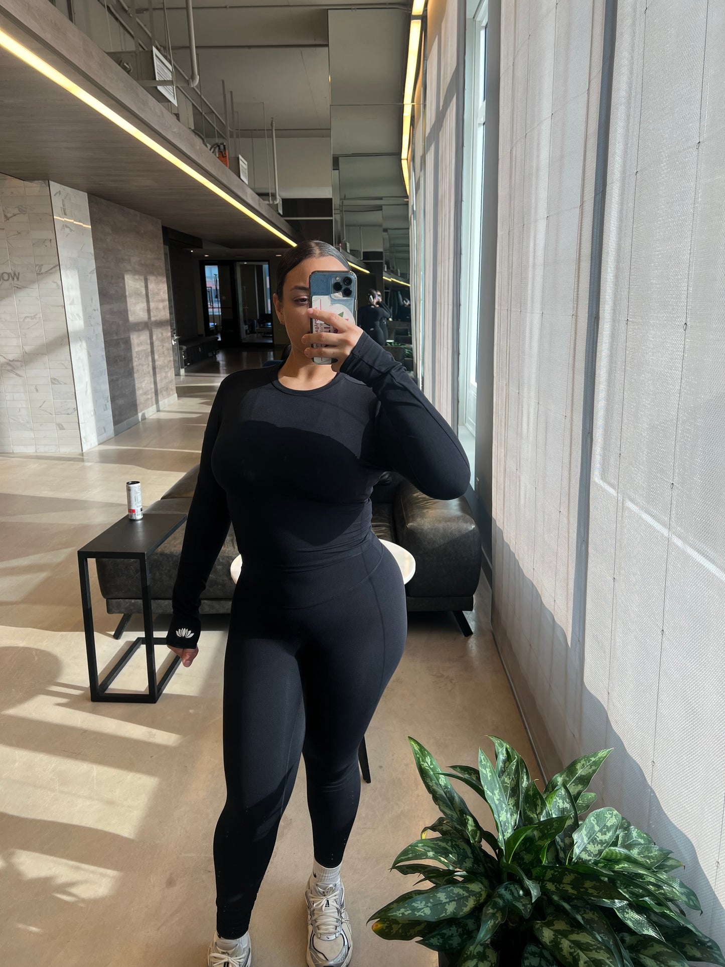 The Onyx Bloom Leggings